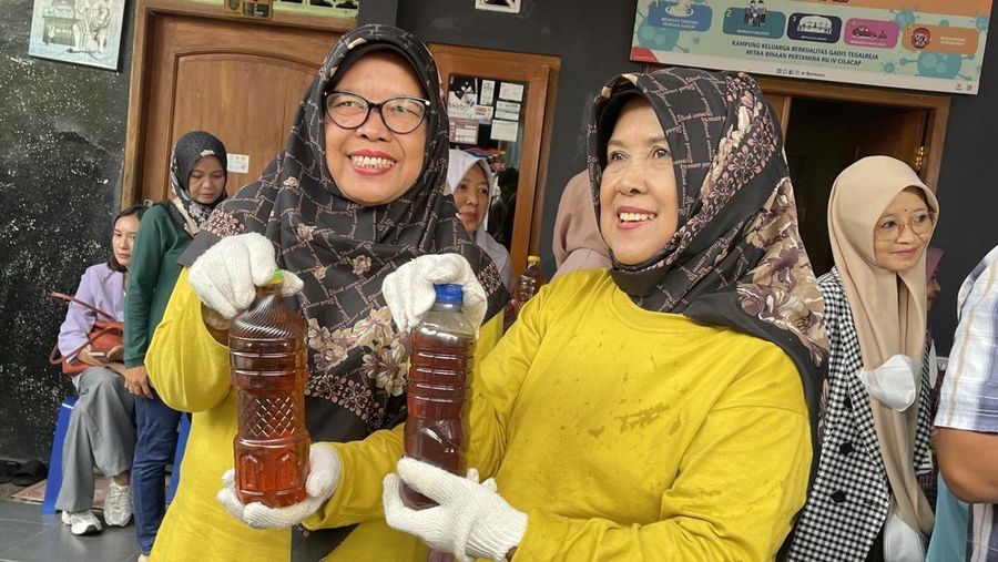 PT Kilang Pertamina Internasional (KPI) melalui Kilang Cilacap menjadi bagian penting dalam rantai kemandirian energi Indonesia, dan menghadirkan program sosial dan lingkungan seperti program MAMAKU atau Masyarakat Mandiri Kutawaru.