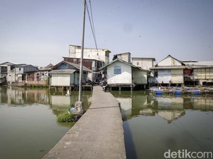 Mengenal Kampung Apung di Jakbar yang Dilanda Banjir Abadi Nyaris 3 Dekade
