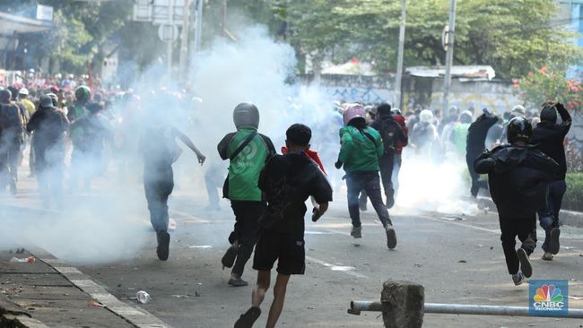Demo RI Jadi Sorotan Media Asing, Ojol Tewas Dilindas-Protes Meluas