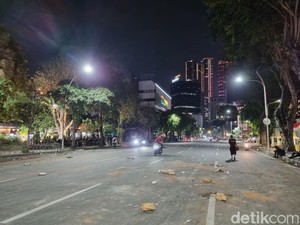 Sejumlah Ruas Jalan di Pusat Surabaya Kembali Bisa Dilewati