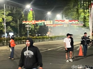 Usai dari Mako Brimob, Massa Demo Bergerak ke Gladak Solo