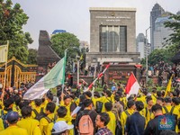 IHSG Digoyang Aksi Demo & Ditinggal Asing, Masih Ada Harapan Bangkit?