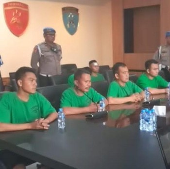 Detik-Detik Pemeriksaan Anggota Brimob Pelindas Ojol, Ini Tampangnya