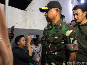 Panglima TNI Jenderal Agus Datangi Rumah Duka Affan Kurniawan