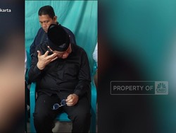 Pramono Anung Melayat ke Rumah Duka Driver Ojol yang Dilindas Rantis