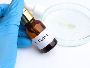 Video: Pakai Retinol Saat Puasa, Batal Nggak Sih?
