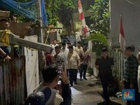 Prabowo Datangi Rumah Affan Kurniawan yang Tewas Dilindas Polisi