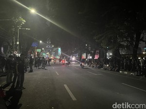 Situasi Terkini di Sekitar Gedung DPRD Sumut Mulai Kondusif Setelah Ricuh