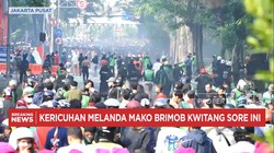 Video: Situasi Mako Brimob Kwitang, Massa Kian Ramai-Terjadi Kericuhan
