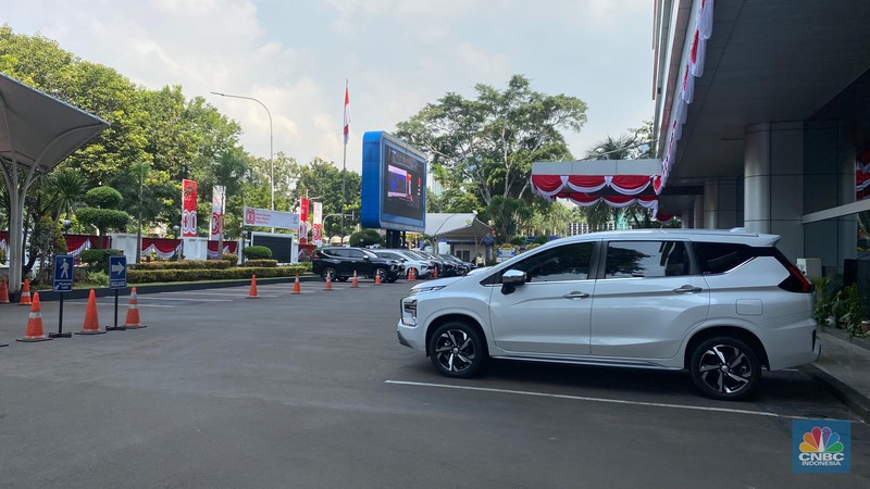 Suasana terkini di Jalan Medan Merdeka Barat, Jakarta Pusat, Jumat (29/8/2025). (CNBC Indonesia/Novina Putri Bestari)