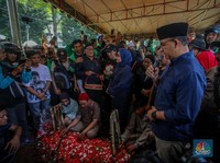 Ada Anies-Pramono, Sederet Tokoh Melayat ke Pemakaman Affan Kurniawan