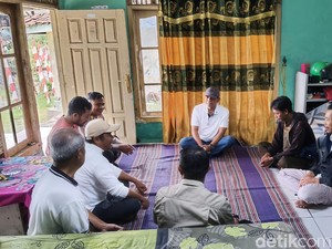 Anggota DPR RI Kunjungi Keluarga Ojol Umar di Cikidang