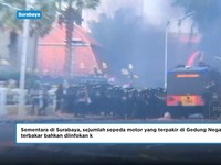 Video: Demo Ricuh 29 Agustus Jakarta-Surabaya, Halte - Gedung Terbakar