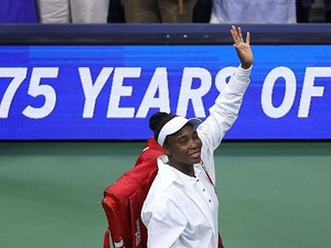 Penuh Bulu, Tas Raket Venus Williams di US Open 2025 Jadi Sorotan