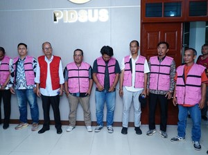 Kejati Sumut Tahan 8 Orang Kasus Korupsi Pembangunan Jalan di Batu Bara