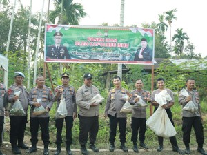 Polres Inhu Sukses Panen 2 Ribu Ekor Ikan Dukung Ketahanan Pangan