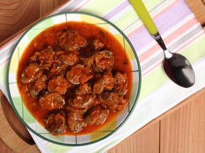Resep Ampela Masak Tomat yang Asam Gurih untuk Makan Siang