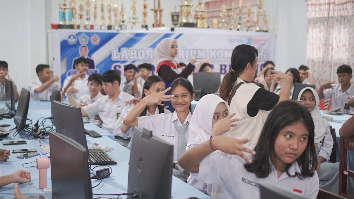 Pertamina Patra Niaga Sulawesi Gandeng Komunitas Tuli Peduli Bitung