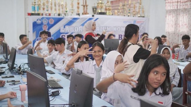 Pertamina Patra Niaga Sulawesi Gandeng Komunitas Tuli Peduli Bitung