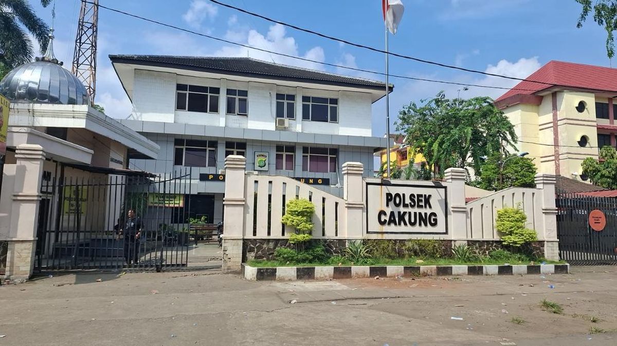 Ilustrasi berita Nasional: Viral Copet Beraksi saat Konser di Kantor Walkot Jaktim, 2 Pelaku Dibekuk
