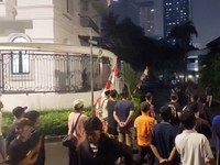 Rumahnya Digeruduk Warga, Segini Kekayaan Eko Patrio & Uya Kuya