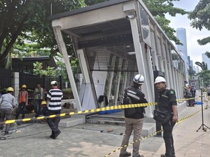 Sempat Rusak Usai Ricuh, Stasiun MRT Istora Mulai Diperbaiki