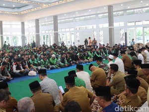 Doa untuk Kedamaian dari Garut dan Pangandaran