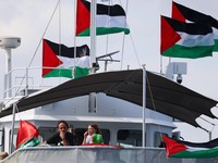 Takbir! 1 Kapal Flotilla Sejengkal Lagi Sampai Gaza, Lolos dari Israel