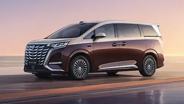 Denza D9 Terbaru, Harga Lebih Murah