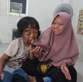 Kisah Pilu Ilyas, Anak Tukang Ojek yang Dibully Mirip Alien