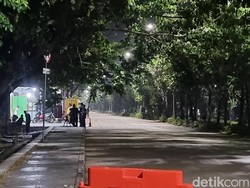 Video Kondisi Flyover Summarecon-Polresta Bekasi Malam Ini Usai Ricuh