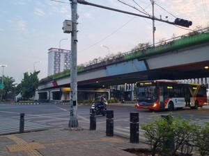 Kondisi Sekitar Mako Brimob Kwitang Kondusif Pagi Ini, Lalin Lancar