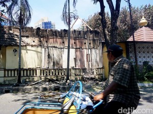 Kantor Polisi Zaman Belanda Itu Kini Tinggal Sisa Puing-puing Saja