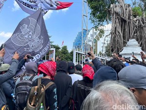 Fakta-fakta Penangkapan Admin Gejayan Memanggil Syahdan Husein di Bali