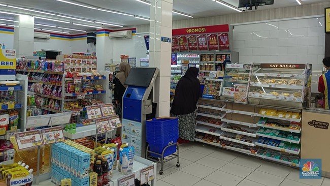 Menkop Kasih Bocoran Banyak Pemda Mau Moratorium Alfamart-Indomaret Cs