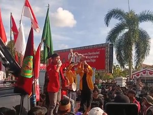 Pendemo di Palangka Raya Bawa Kepala Babi, Apa Maknanya?