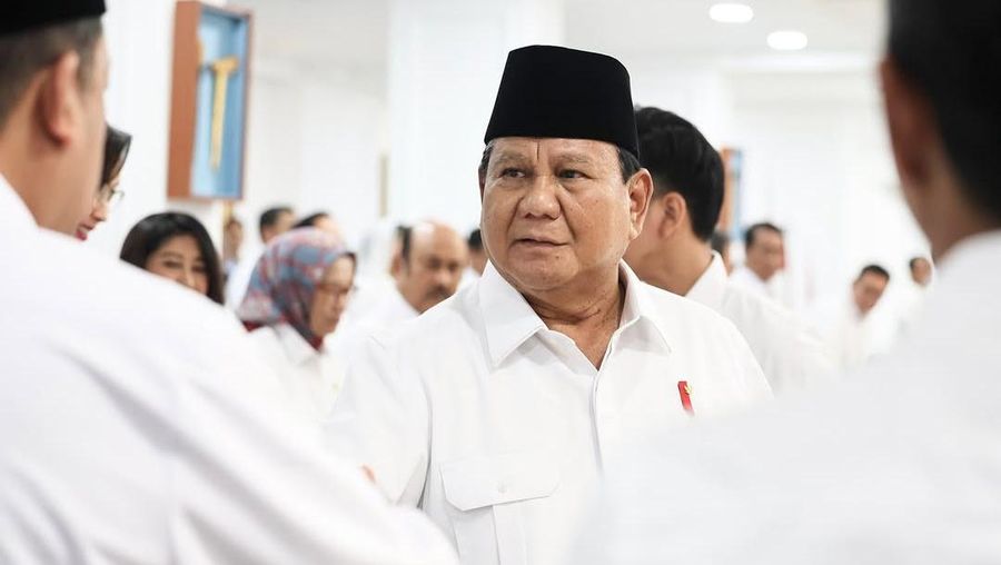 Presiden Prabowo Subainto melangsungkan rapat koordinasi bersama seluruh jajaran Kabinet Merah Putih. (Instagram/prabowo)