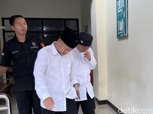 Notaris Gresik Nyambi Mafia Tanah Ungkap Kejanggalan Lewat Eksepsi