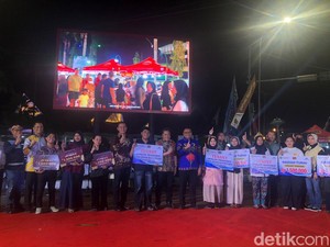 Setahun Simpang Odah Etam, Daya Tarik Tenggarong di Malam Minggu