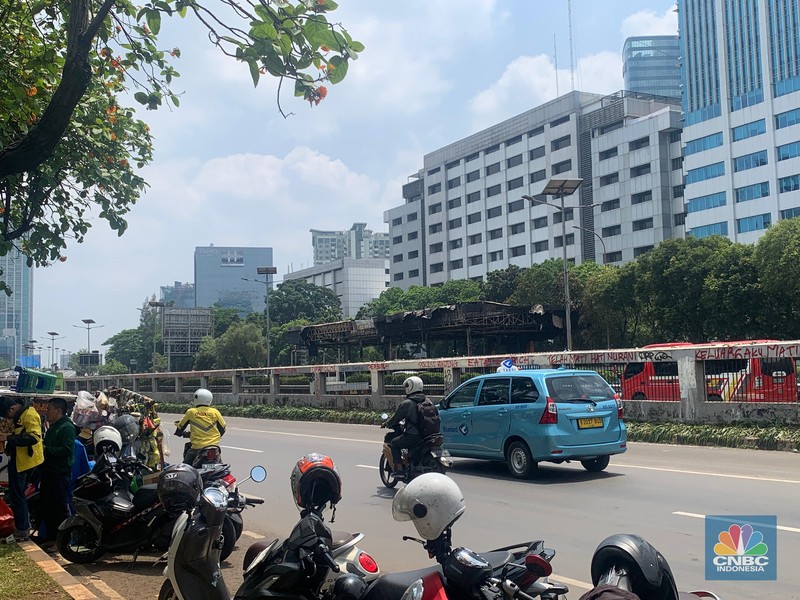 Situasi terkini Gedung DPR/MPR RI, Jakarta, Senin (1/9/2025). Situasi terkini Gedung DPR/MPR RI, Jakarta, Senin (1/9/2025). (CNBC Indonesia/Fergi Nadira)