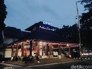 Aksi Demo di Cimahi-Bandung Barat Batal, Gedung DPRD Tetap Dijaga Ketat