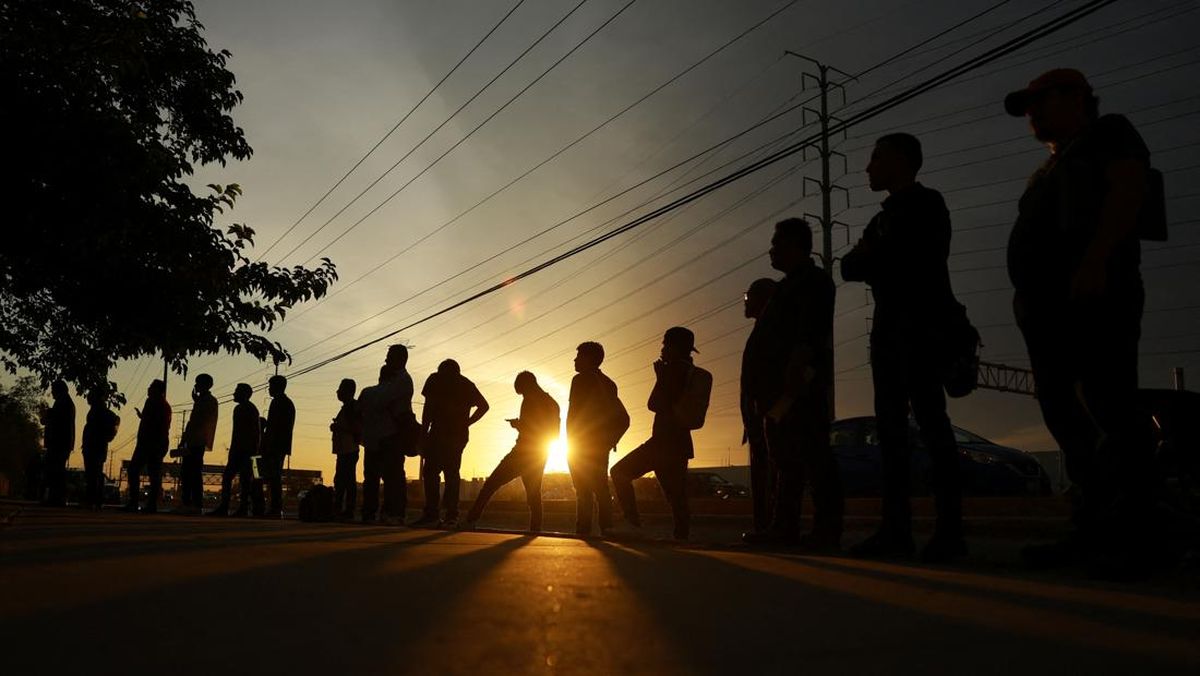 Biang Kerok PHK Tembus 53.000 Orang Versi Buruh &amp; Pengusaha — NadiKabar.com