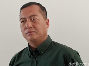 Iqbal Lantik 15 Orang Tim Percepatan Gubernur NTB, Ada 3 Eks Timses