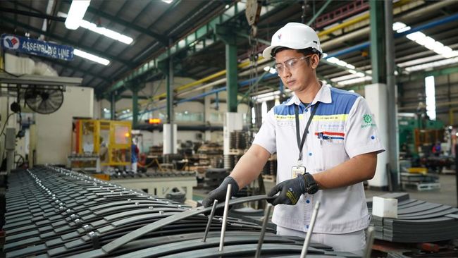 Menata Ulang Arah Industri Indonesia