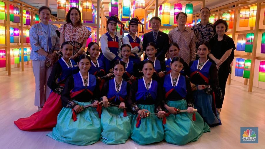 Pameran Lentera Sutra Jinju, Simbol Persahabatan Indonesia-Korea, Selasa (2/9/2025). (CNBC Indonesia/Fergi Nadira)