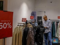 Warga RI Mulai Belanja di Akhir Tahun, Gen Z & Milenial Banyak Beli HP