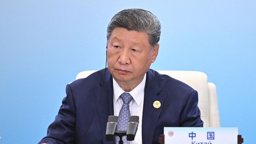 Pemandangan umum menunjukkan peserta KTT Organisasi Kerjasama Shanghai (SCO) 2025 di Pusat Konvensi dan Pameran Meijiang di Tianjin, Tiongkok, 1 September 2025. (SUO TAKEKUMA/Pool via REUTERS)