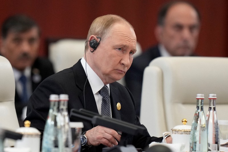 Pemandangan umum menunjukkan peserta KTT Organisasi Kerjasama Shanghai (SCO) 2025 di Pusat Konvensi dan Pameran Meijiang di Tianjin, Tiongkok, 1 September 2025. (SUO TAKEKUMA/Pool via REUTERS)