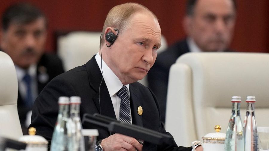 Pemandangan umum menunjukkan peserta KTT Organisasi Kerjasama Shanghai (SCO) 2025 di Pusat Konvensi dan Pameran Meijiang di Tianjin, Tiongkok, 1 September 2025. (SUO TAKEKUMA/Pool via REUTERS)