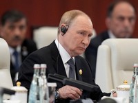 Alasan Putin Selalu Bawa Pulang Kotoran BAB ke Rusia Tiap Kunjungan LN